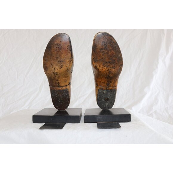 Vintage Vulcan Wooden Shoe Molds Mounted As Bookends Shoe Last Cobbler - Picture 5 of 7